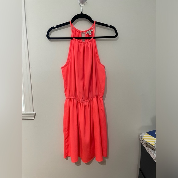 Small dress - Picture 2 of 5